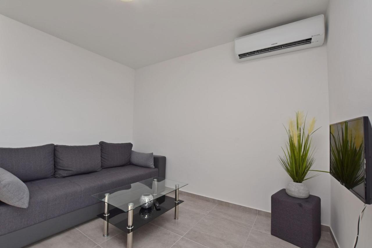 Apartments Danolic ピサック エクステリア 写真