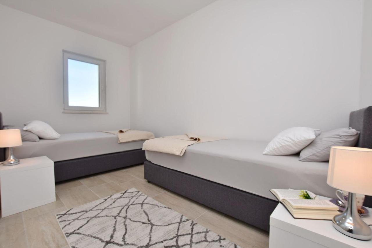 Apartments Danolic ピサック エクステリア 写真